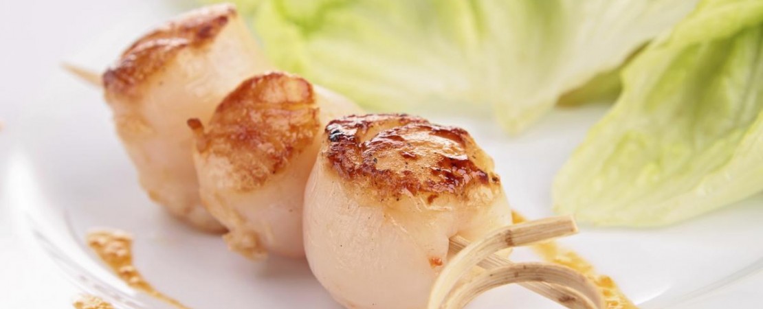 Battle des fêtes : chapon ou coquille Saint-Jacques pour un repas en toute légèreté ?
